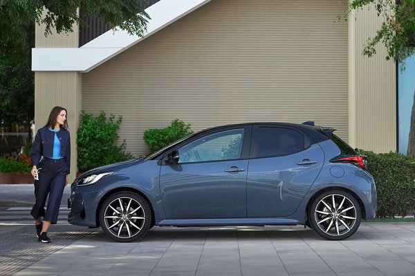 Nuova Toyota Yaris Hybrid