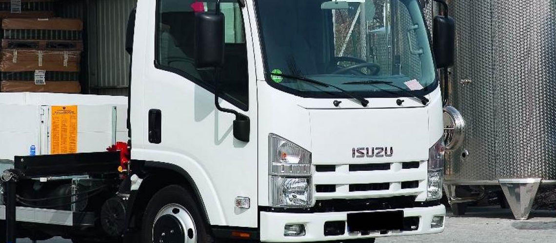 Isuzu TRUCK 5,5 TON